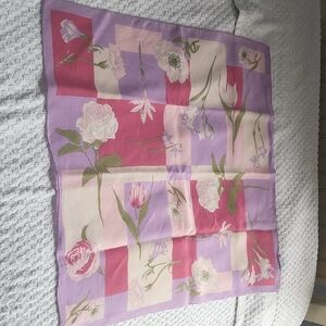 Floral Patterned Scarf in Pink and Purple